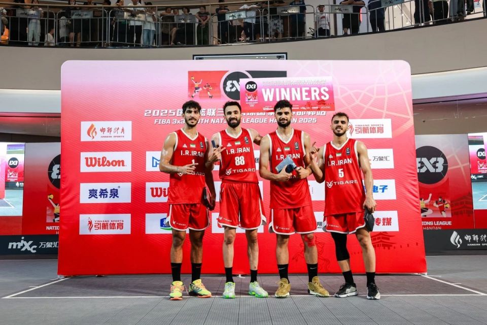 再添一冠, 来西亚队后