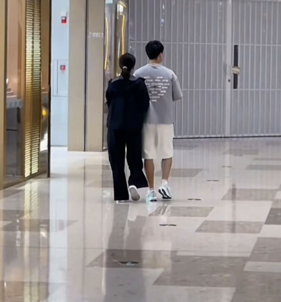 目前女单世, IG, sAA 目前女单世, IG, sAA