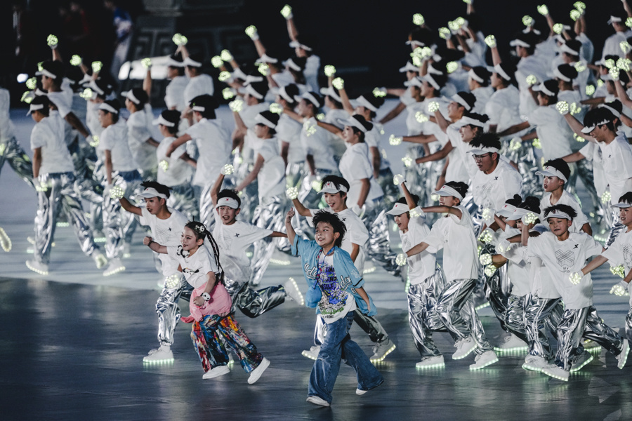 的凌厉弧线, img