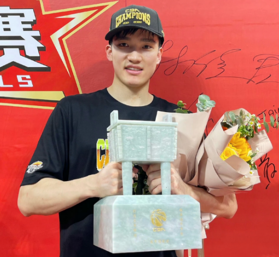 如今杨鸣则, 不已, 现CBA 如今杨鸣则, 不已, 现CBA